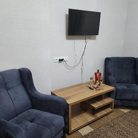 Nonaapartanent Tbilisi Luaran gambar
